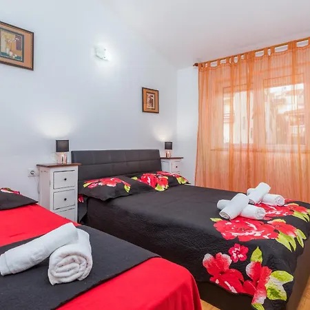 Arcobaleno Apartamento Pula