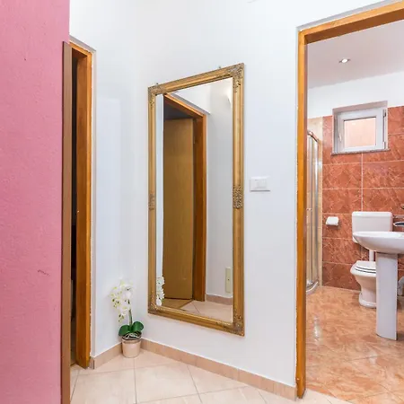 Apartman Arcobaleno Póla